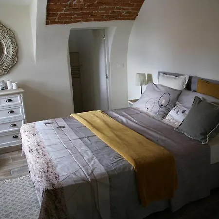 Domuscuneo Casa Dei Conti Cuneo